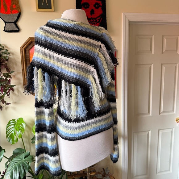 90’s Y2K Striped Fringe Sweater - Black, Blue, Green - Picture 6 of 9